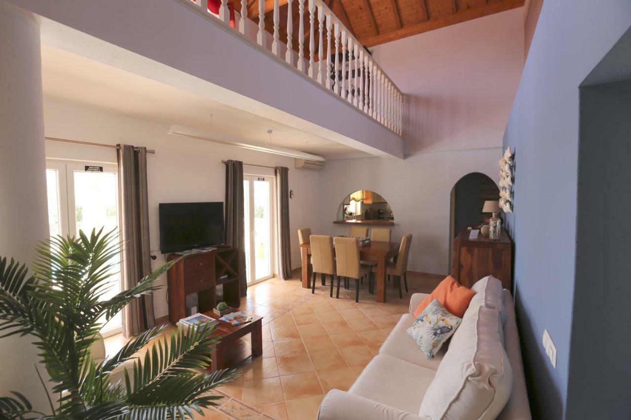 Quinta Do Pinheiro Manso - Holidays Villa - Marinha Beach カルヴォエイロ エクステリア 写真